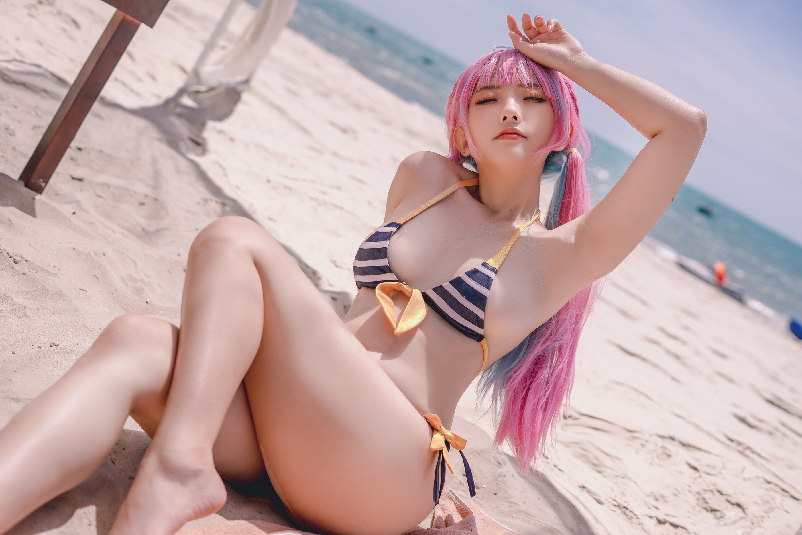 图片[1]-Messie Huang – NO.020 Aqua Bikini [34P]-XikXak
